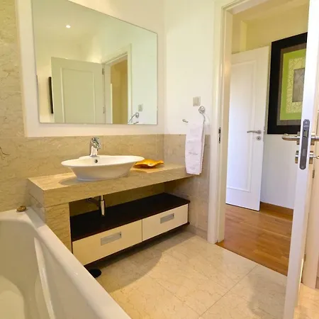 Villa Maelouance 92- Clever Details