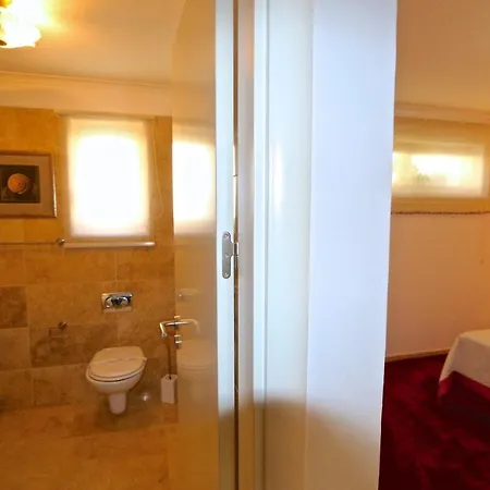 Maelouance 92- Clever Details